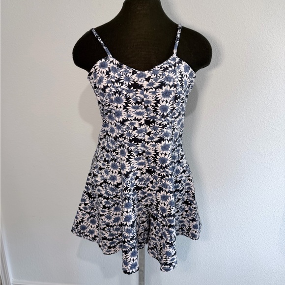 pop Dresses & Skirts - Vintage Daisy Floral Skort Dress Spaghetti Strap Made in USA Size L